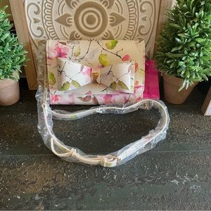 Betsy Johnson patent printed wallet crossbody purse XODANI